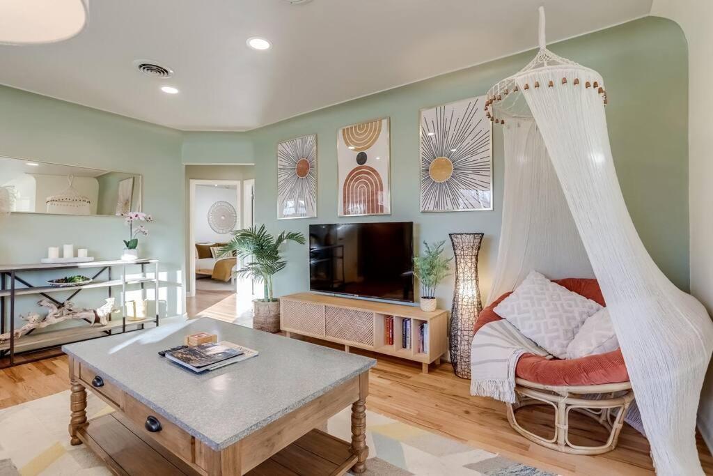 Well-appointed Family In Aurora/denver Colorado * Aurora